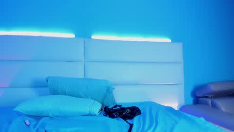Snapshot of nixierose_ chatting on July 20, 10:39 am Nixie online show from July 20, 10:39 am