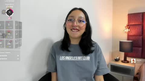 Catalina online show from May 17, 2:35 pm