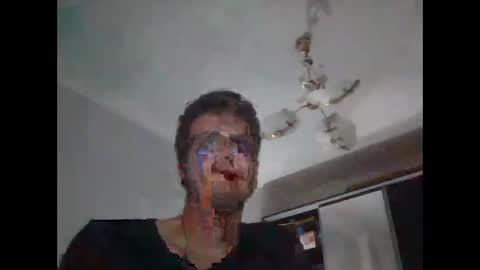 Snapshot of nmcandeias chatting on October 24, 8:49 pm Nuno online show from October 24, 8:49 pm