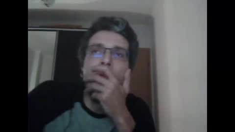 Snapshot of nmcandeias chatting on February 14, 5:48 am Nuno online show from February 14, 5:48 am