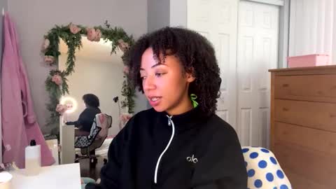 NniOnline online show from October 21, 5:24 pm