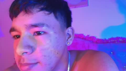 Noah online show from May 22, 3:02 am
