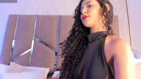 noa_perez_ online show from May 27, 9:12 pm