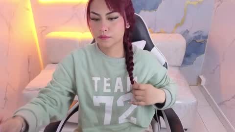 Noa  online show from November 25, 12:27 pm