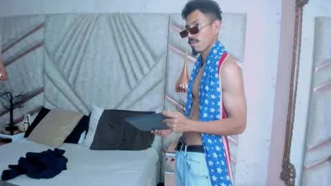 Noah online show from March 10, 8:58 pm