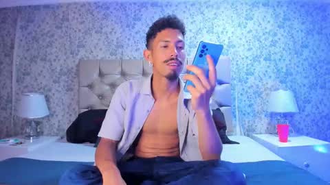 Noah online show from March 21, 6:44 pm