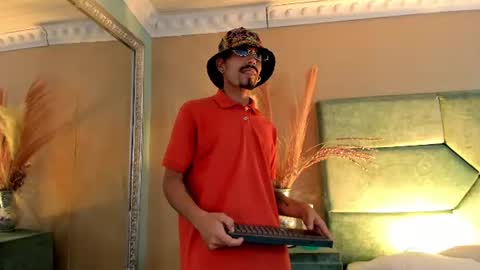 Noah online show from June 17, 4:15 am