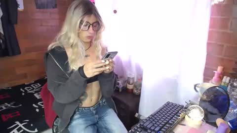 noah420sr online show from February 8, 3:31 pm