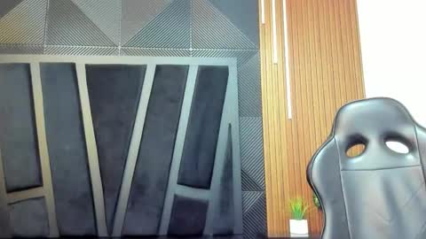 Noah online show from December 23, 11:08 am