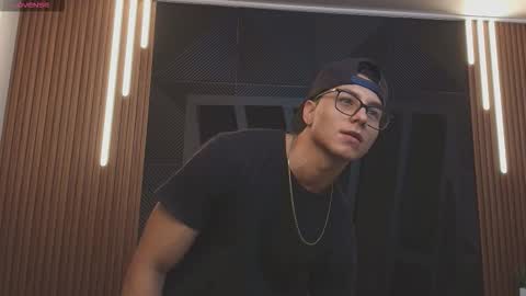 Noah online show from January 14, 2:01 pm