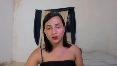 Snapshot of noah_cute18 chatting on February 22, 10:42 pm Noah online show from February 22, 10:42 pm