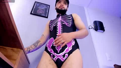 noah_devil_ online show from November 14, 2:54 am