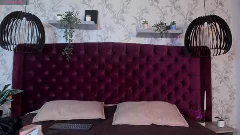 noah_dupont_ online show from February 14, 11:40 am