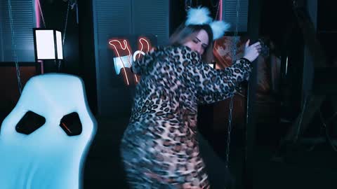 REAL name LiaDM are always open online show from January 10, 8:15 pm