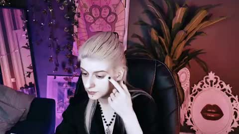 REAL name LiaDM are always open online show from May 15, 3:41 pm