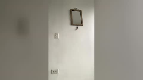 noah_keller online show from April 16, 11:44 am