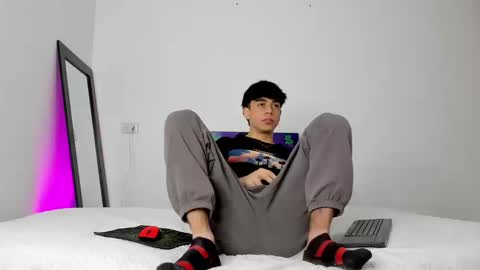 Noah online show from September 10, 8:31 pm