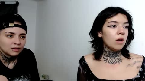 noah hehim    online show from February 22, 2:28 am