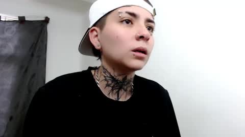 noah hehim    online show from March 5, 12:33 pm