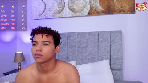 noah_smith04 online show from January 9, 3:12 pm