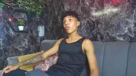 NOAH SMITH online show from March 1, 12:56 am