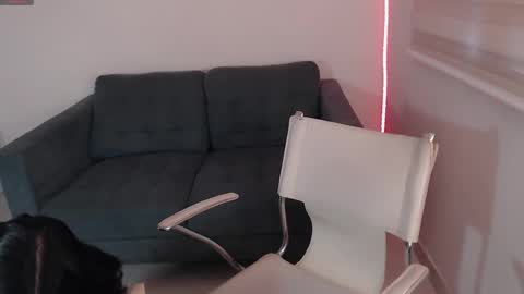 Snapshot of noah_white3 chatting on February 27, 4:10 pm noah_white3 online show from February 27, 4:10 pm