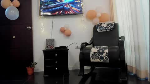 LIAM- noah online show from December 9, 3:11 pm