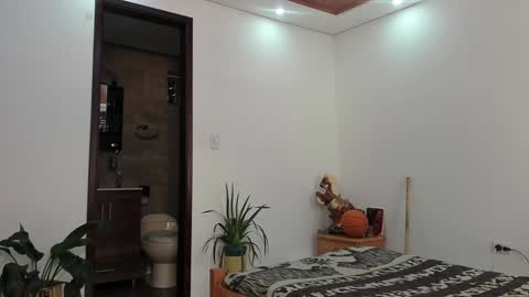 LIAM- noah online show from September 19, 1:12 pm