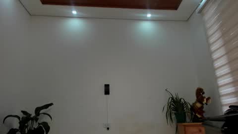 LIAM- noah online show from February 19, 1:18 pm