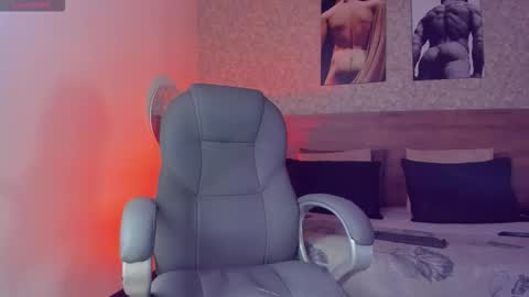 Noah online show from October 24, 12:01 pm