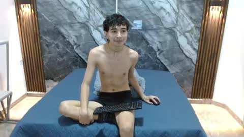    online show from April 22, 11:01 am