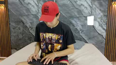    online show from May 5, 11:07 am