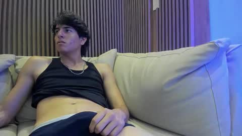 noahx_valko online show from December 17, 2:50 am