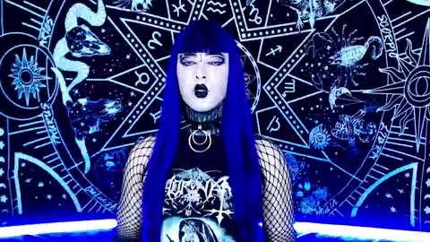 caroline online show from December 19, 12:28 am