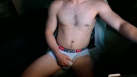 Snapshot of nobudget06 chatting on September 9, 12:21 am nobudget06 online show from September 9, 12:21 am