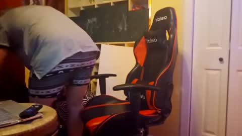 Snapshot of nodak808 chatting on September 13, 11:32 am Jonny Coxman online show from September 13, 11:32 am