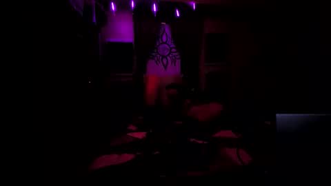 Snapshot of nodak808 chatting on November 1, 10:50 am Jonny Coxman online show from November 1, 10:50 am