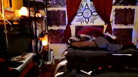 Snapshot of nodak808 chatting on November 5, 9:20 am Jonny Coxman online show from November 5, 9:20 am