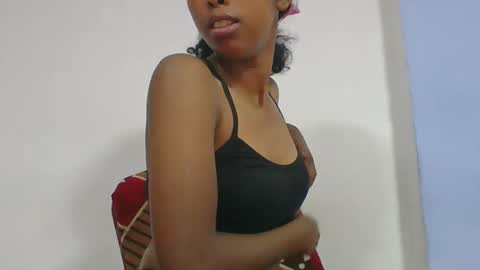 noelina online show from February 26, 6:29 pm