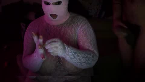 Snapshot of nofacejustlace chatting on December 22, 3:58 am Noname online show from December 22, 3:58 am