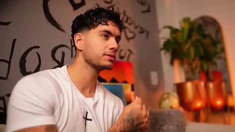 kevin online show from December 4, 11:13 pm