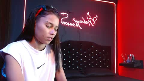 Snapshot of noha_thomson chatting on April 6, 10:22 pm Noha Thomson online show from April 6, 10:22 pm