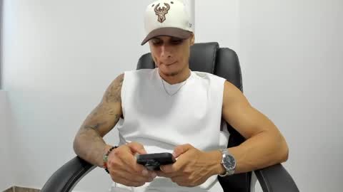 nohanhunter online show from May 22, 3:28 pm