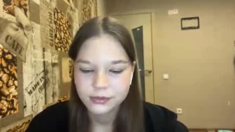 Abri online show from February 27, 2:50 pm