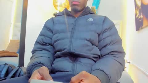 Snapshot of noir_king0 chatting on February 10, 2:48 am noir_king0 online show from February 10, 2:48 am