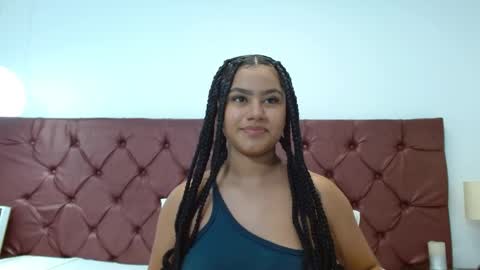 Noira Vale online show from May 22, 10:26 pm
