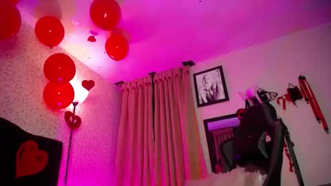 Snapshot of noise_lux chatting on February 14, 1:08 pm noise_lux online show from February 14, 1:08 pm