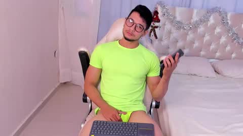 Im Nolan  online show from November 12, 8:41 pm