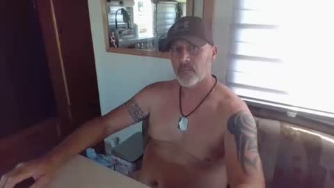 Snapshot of nomadfreedom chatting on December 18, 8:36 pm nomadfreedom online show from December 18, 8:36 pm