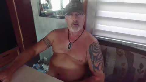 Snapshot of nomadfreedom chatting on December 2, 7:20 pm nomadfreedom online show from December 2, 7:20 pm